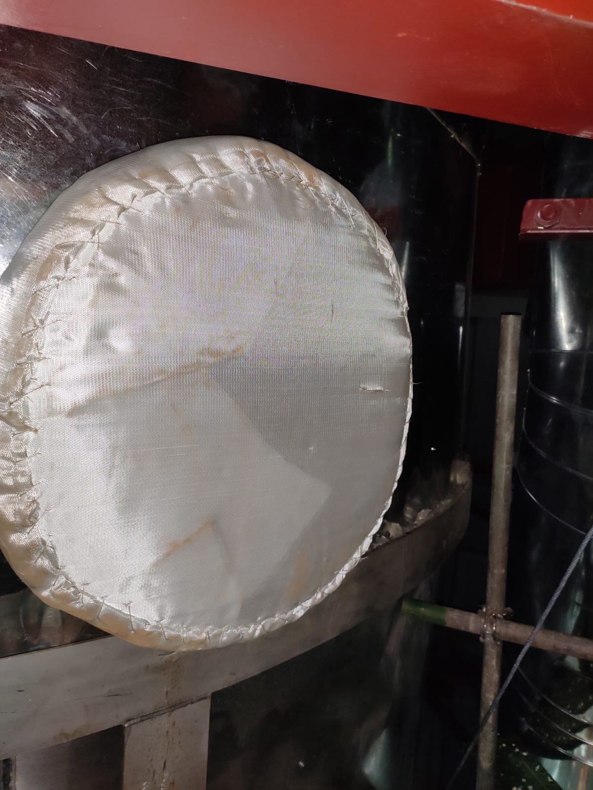 Man hole insulation blanket